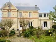 Maison à SAINT-CHRISTOLY-DE-BLAYE