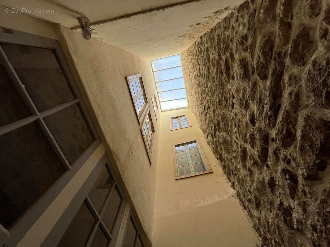 Maison à LEZIGNAN-CORBIERES