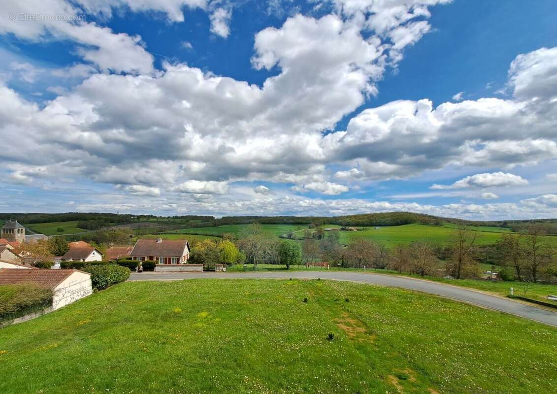 Appartement à BRUGHEAS