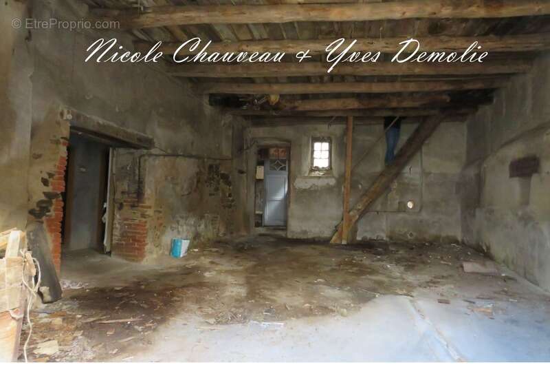 Maison à SAINT-GERMAIN-LEMBRON