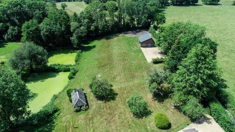 Maison à PONT-L&#039;EVEQUE
