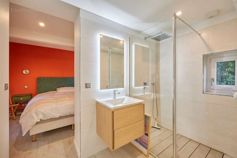 Maison à PONT-L&#039;EVEQUE