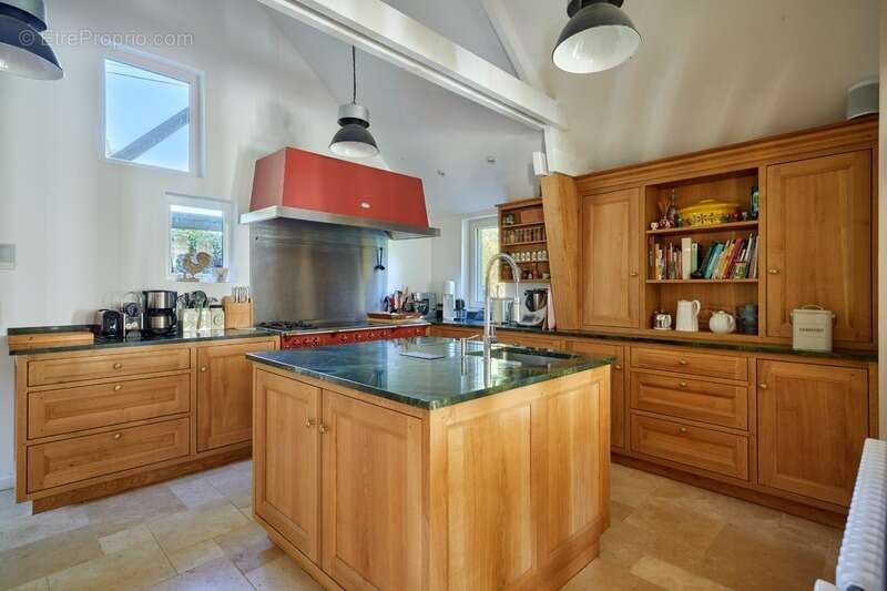 Maison à PONT-L&#039;EVEQUE