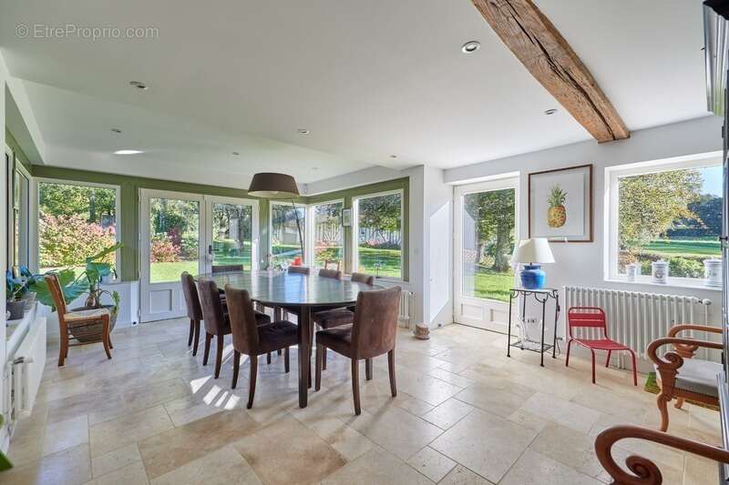 Maison à PONT-L&#039;EVEQUE