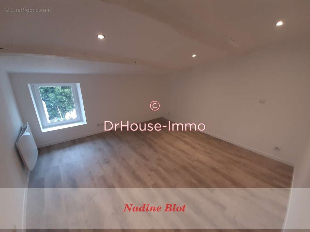 Maison à SAINT-ANDRE-TREIZE-VOIES