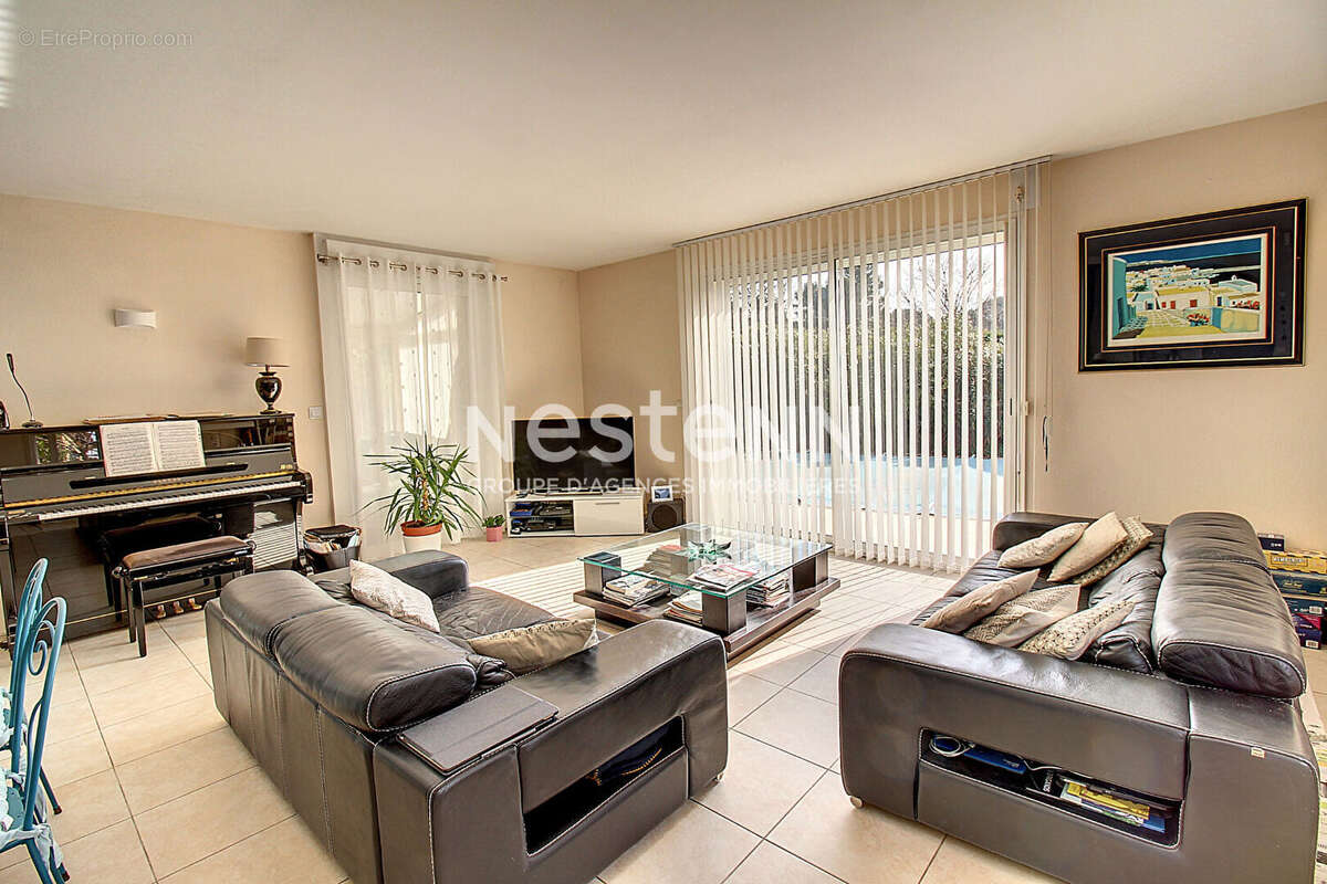 Maison à DRAGUIGNAN