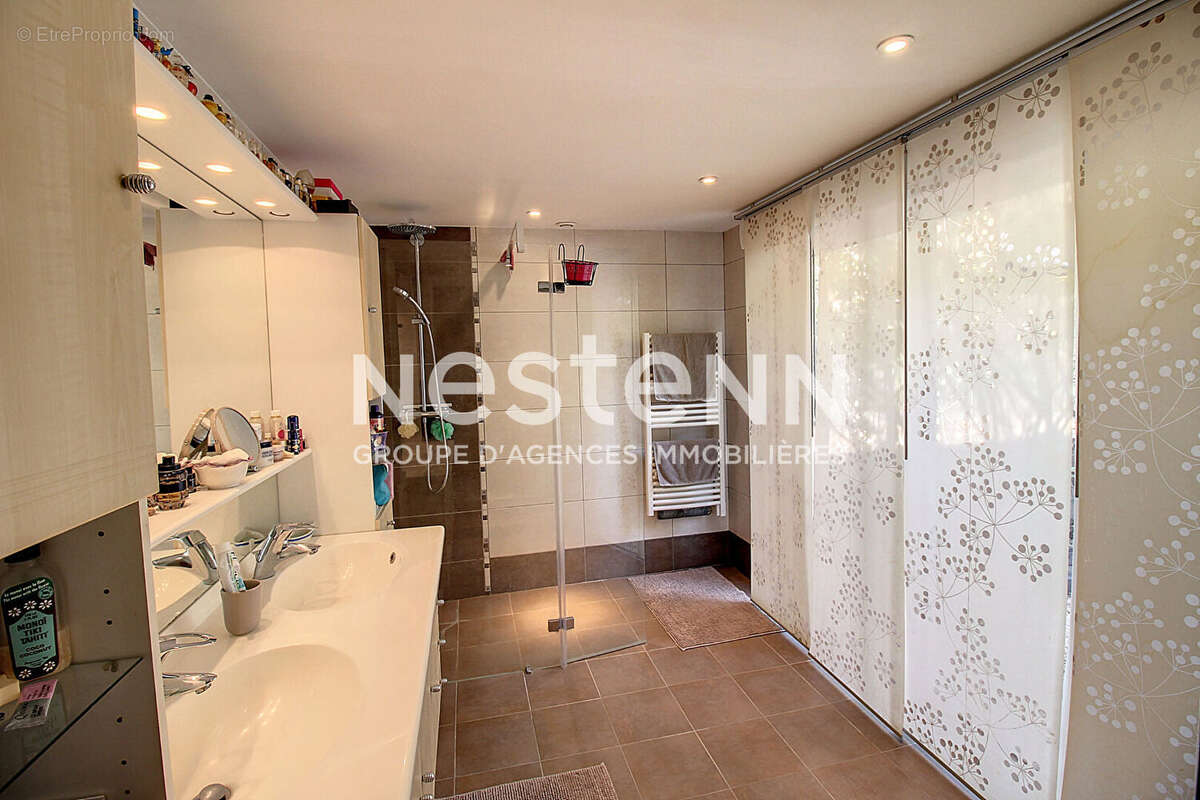 Maison à DRAGUIGNAN