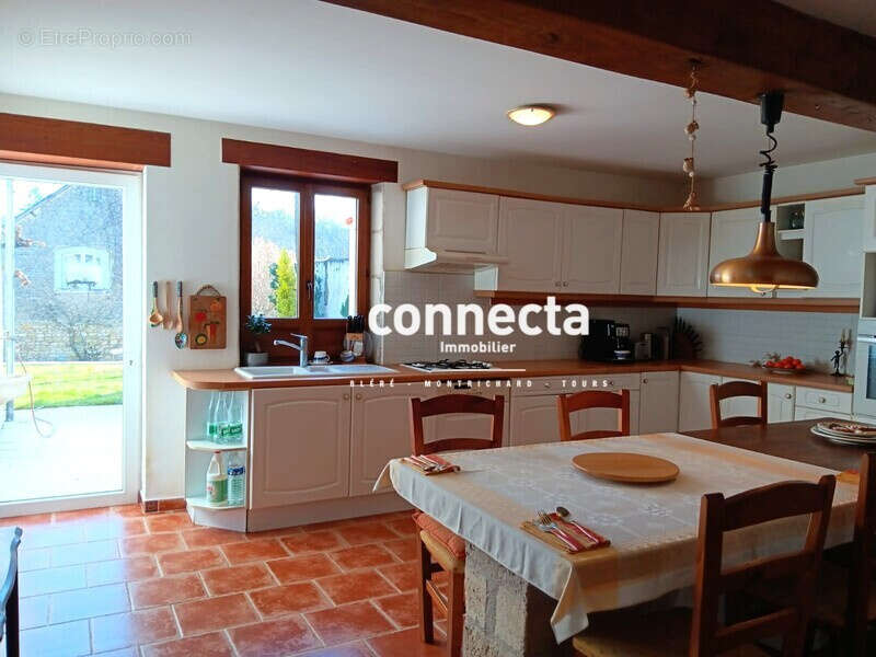 Maison à SAINT-GEORGES-SUR-CHER