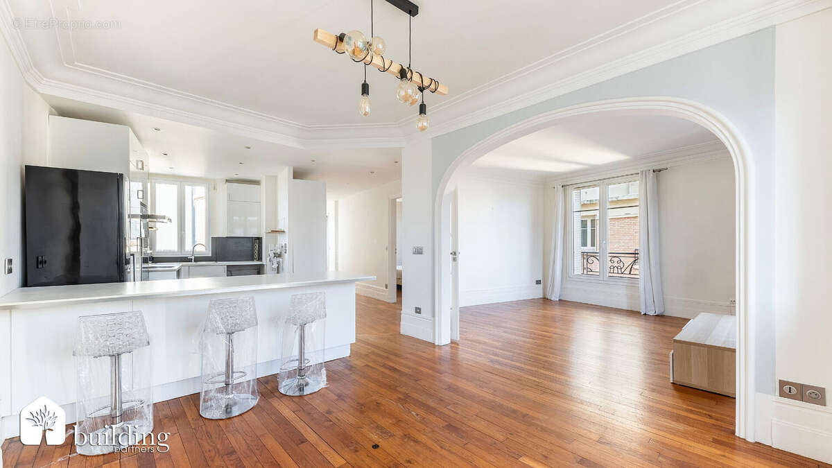 Appartement à NEUILLY-SUR-SEINE