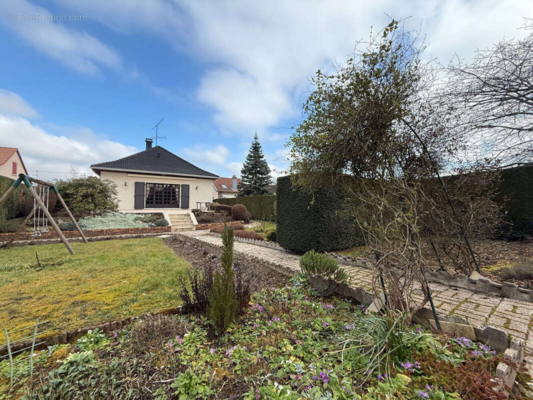 Maison à BLAINVILLE-SUR-L&#039;EAU