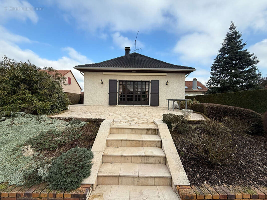 Maison à BLAINVILLE-SUR-L&#039;EAU