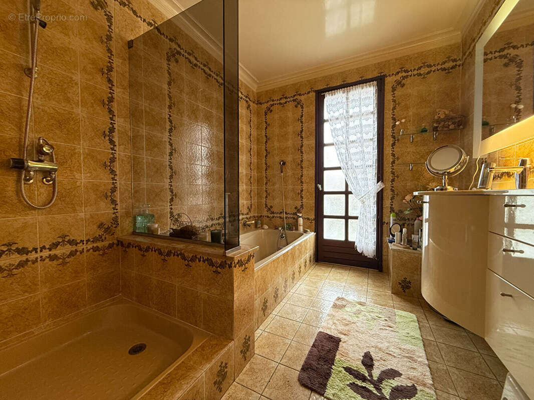 Maison à BLAINVILLE-SUR-L&#039;EAU