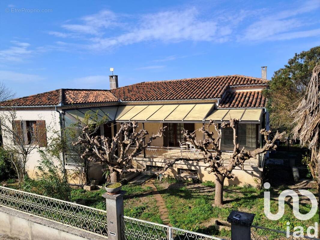 Photo 1 - Maison à PUYMIROL