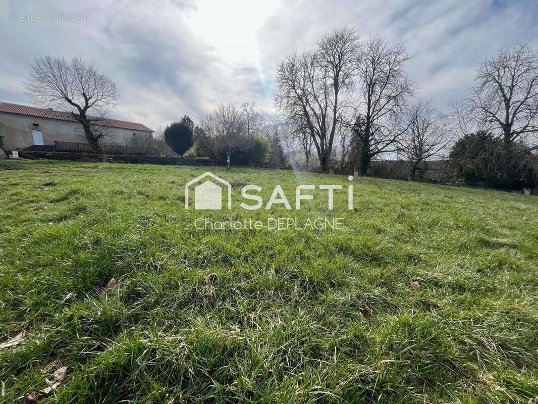 Photo 4 - Terrain à BRANTOME