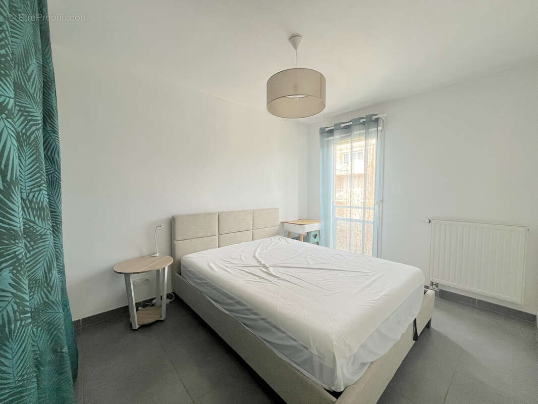 Appartement à SIX-FOURS-LES-PLAGES