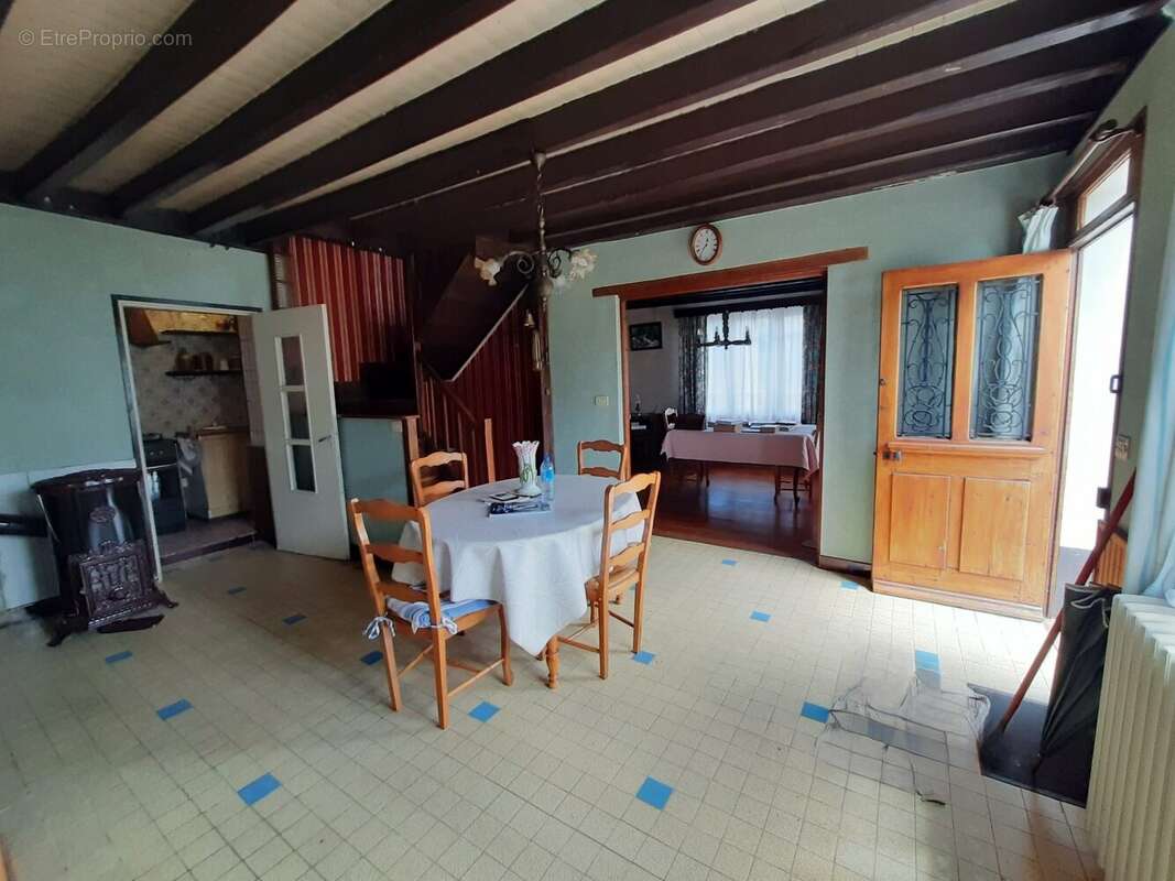 Maison à SASSETOT-LE-MAUCONDUIT