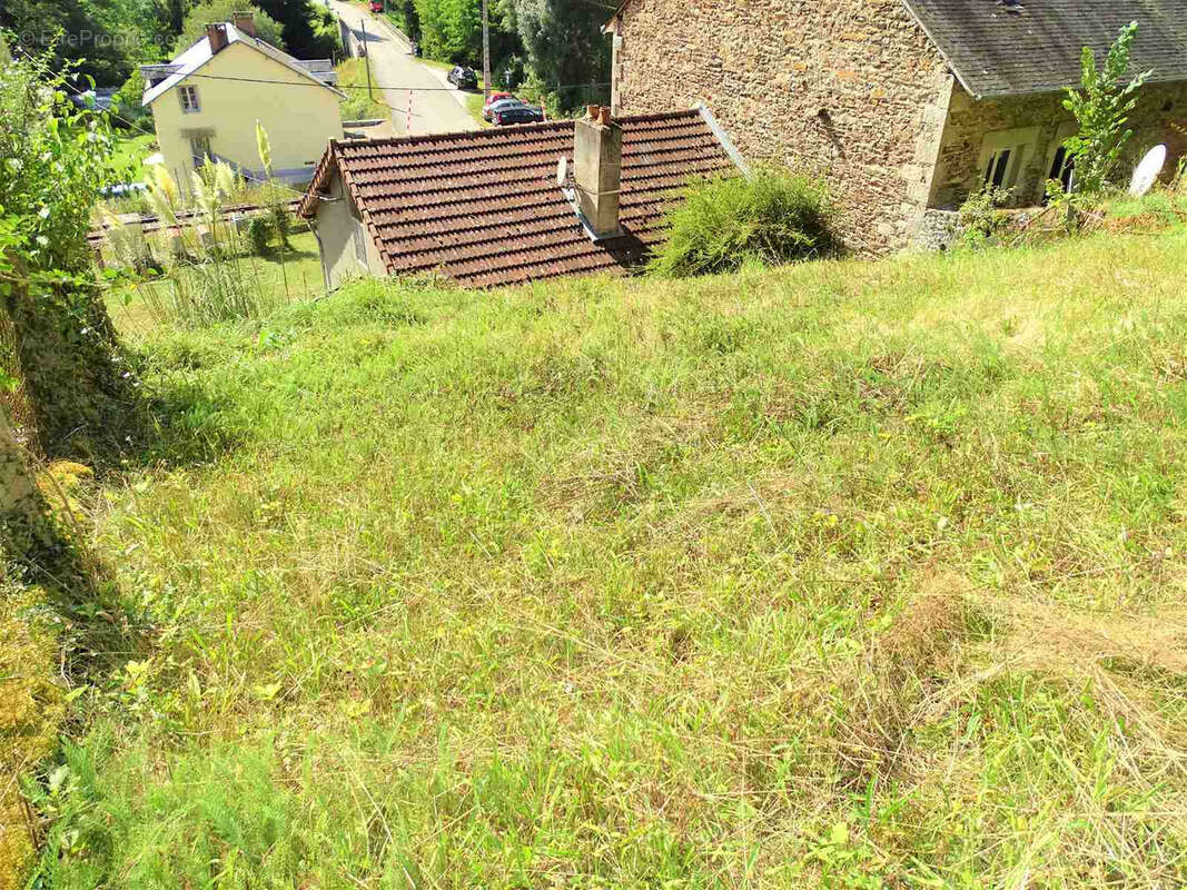 Maison à SAINT-DENIS-DES-MURS