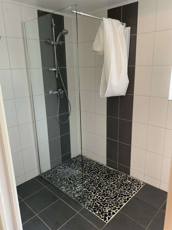 Maison à TERRASSON-LAVILLEDIEU