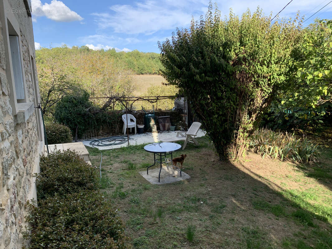 Maison à TERRASSON-LAVILLEDIEU