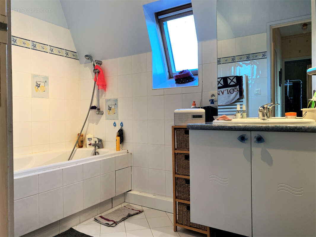 Maison à TERRASSON-LAVILLEDIEU