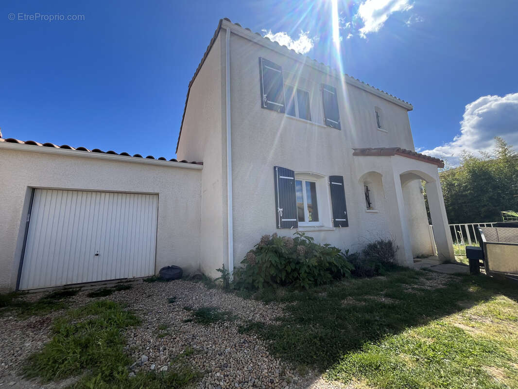 Maison à SAINT-BAUZILLE-DE-PUTOIS