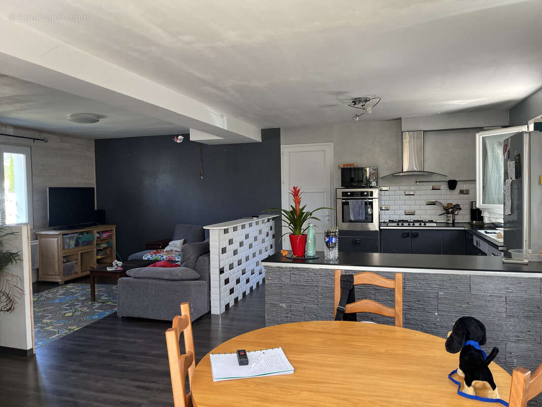 Maison à SAINT-BAUZILLE-DE-PUTOIS