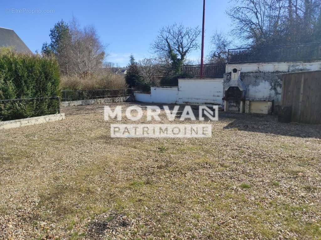 Maison à CHATEAU-CHINON(VILLE)