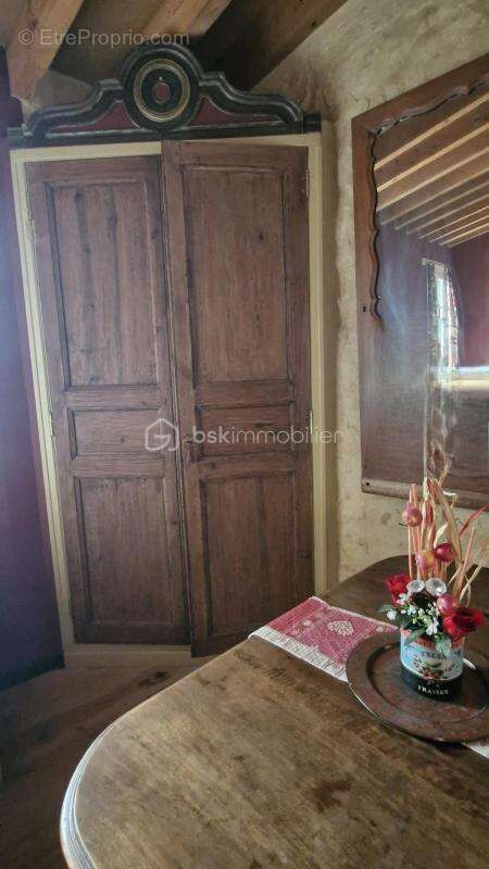 Maison à COUSTOUGES