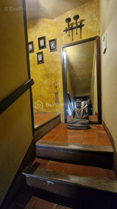 Maison à COUSTOUGES