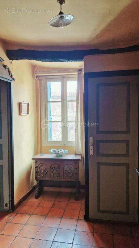 Maison à COUSTOUGES