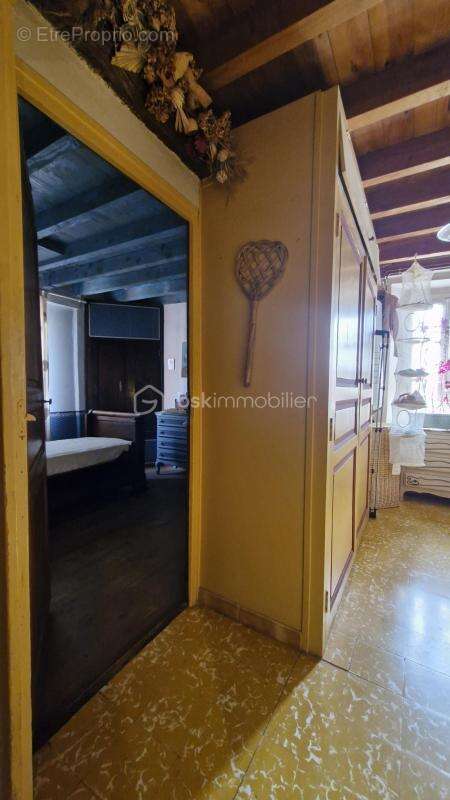 Maison à COUSTOUGES