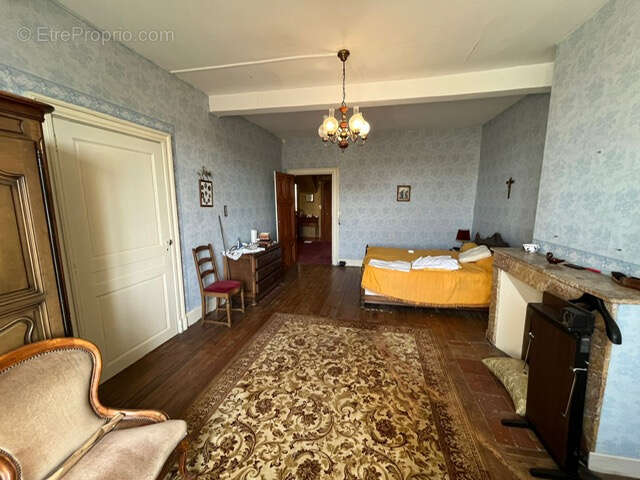 Maison à VILLENEUVE-SUR-LOT