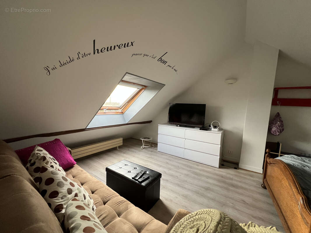 Maison à NANTEUIL-LE-HAUDOUIN