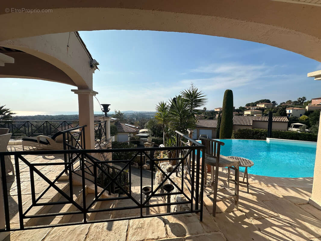 Maison à VILLENEUVE-LOUBET