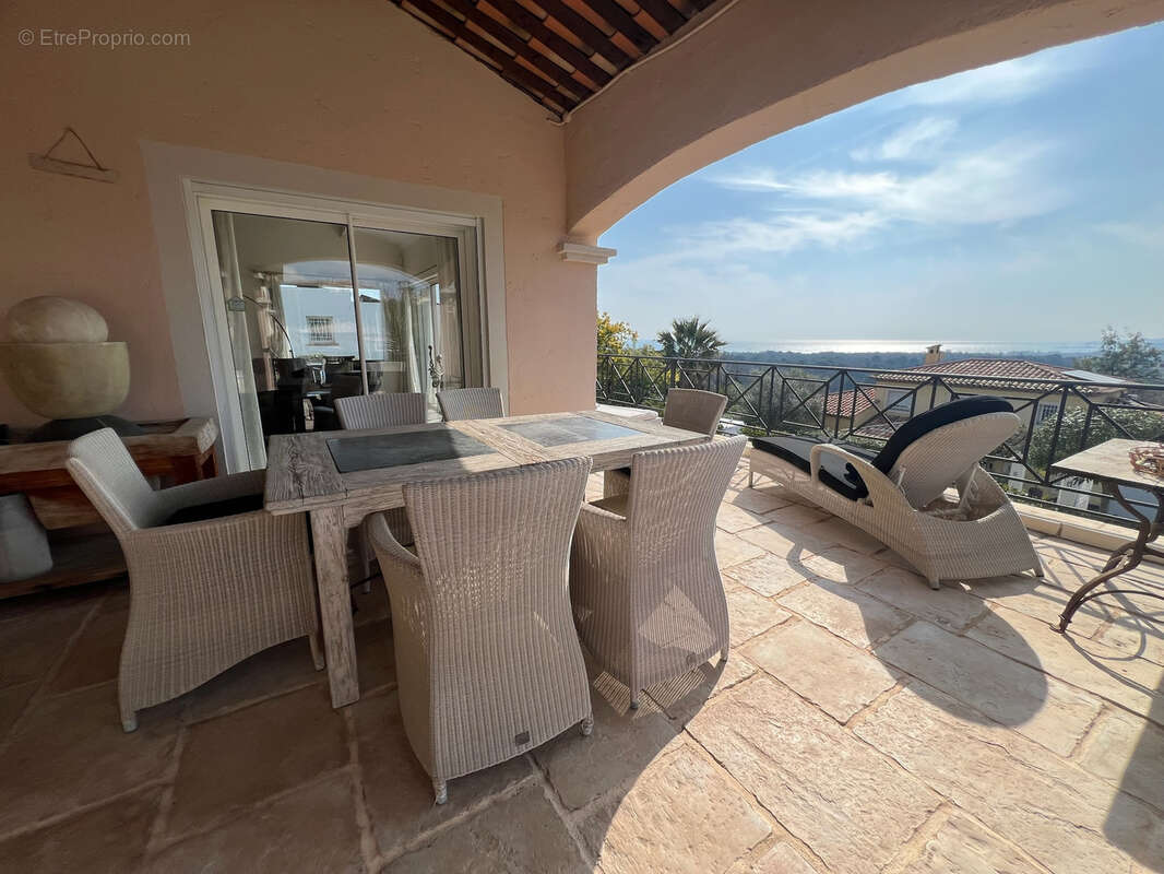 Maison à VILLENEUVE-LOUBET