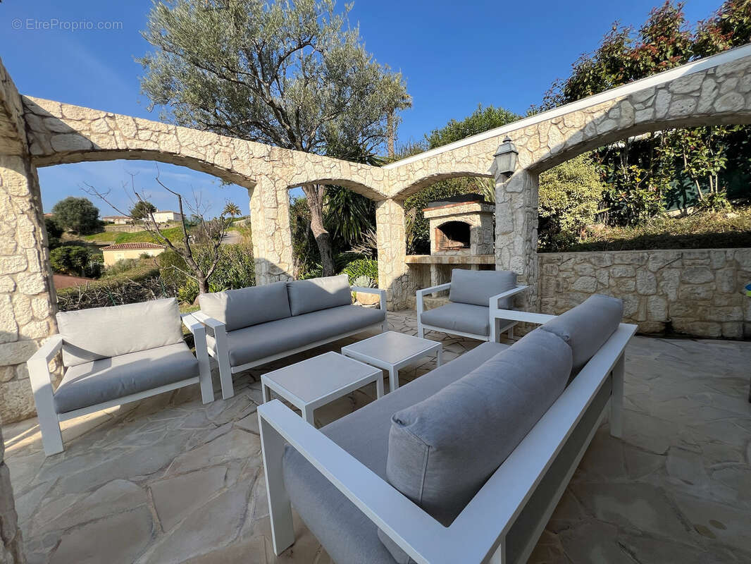 Maison à VILLENEUVE-LOUBET