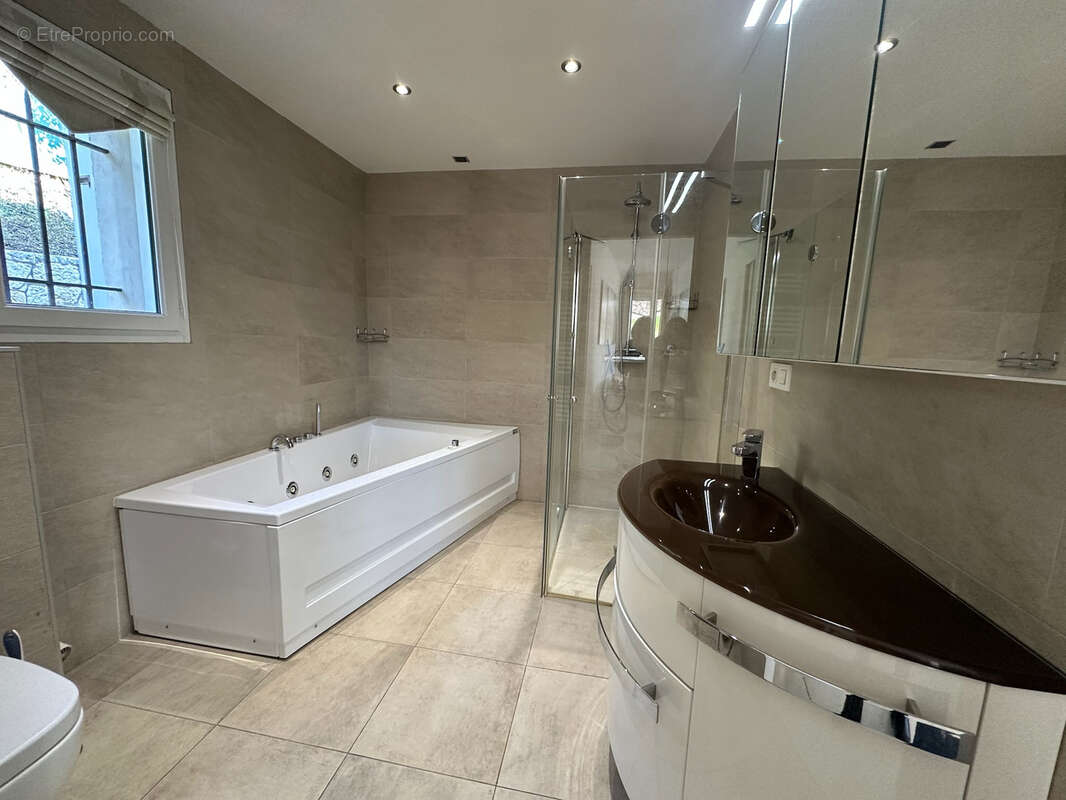 Maison à VILLENEUVE-LOUBET