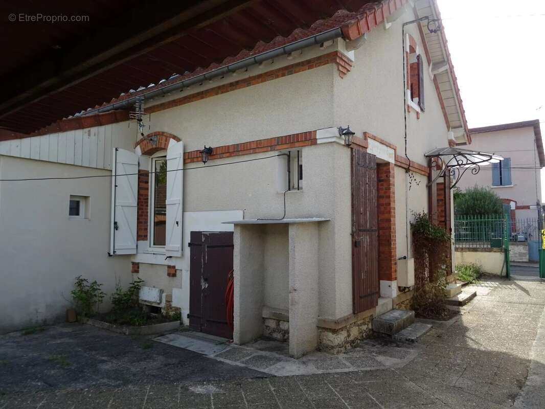Maison à COSNE-COURS-SUR-LOIRE