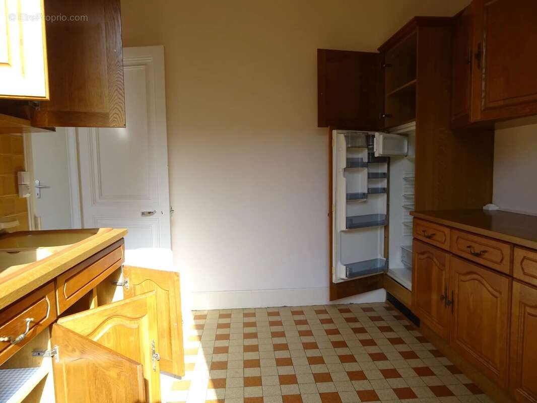 Maison à COSNE-COURS-SUR-LOIRE