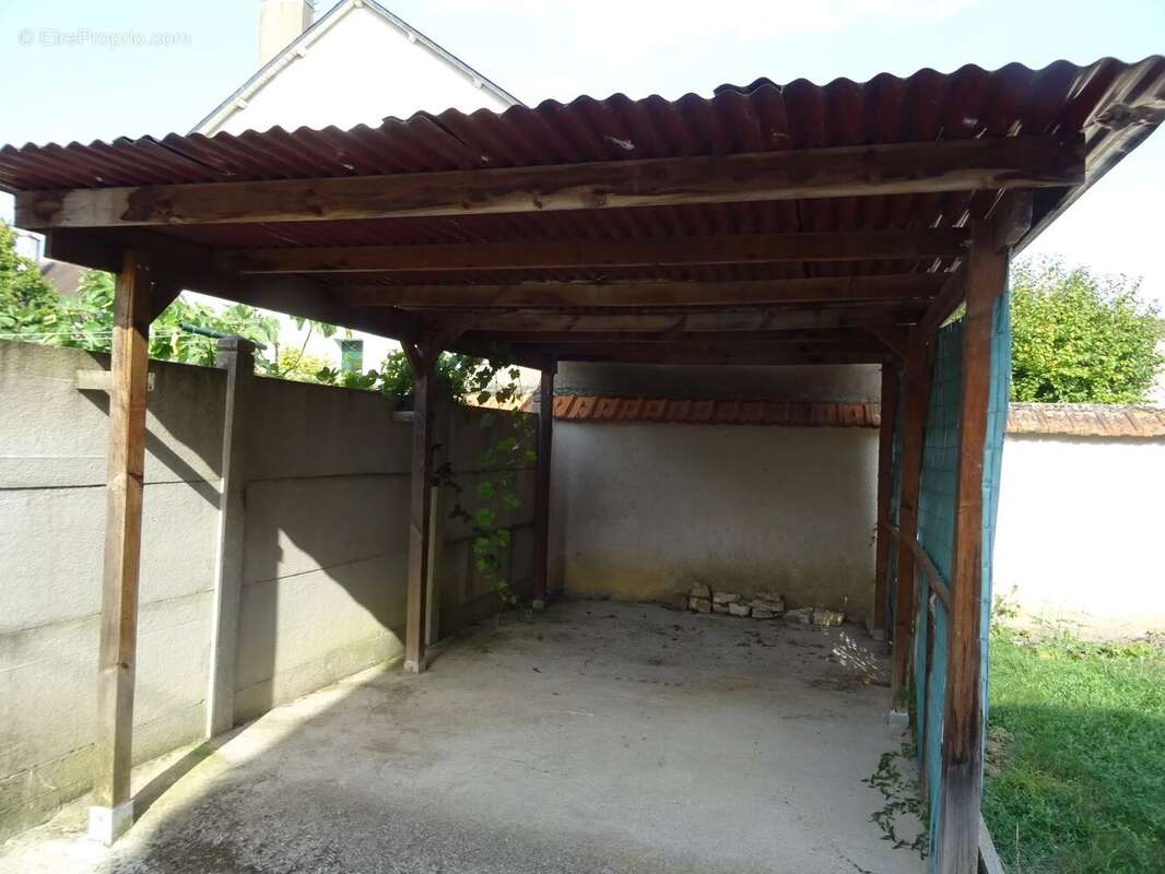 Maison à COSNE-COURS-SUR-LOIRE