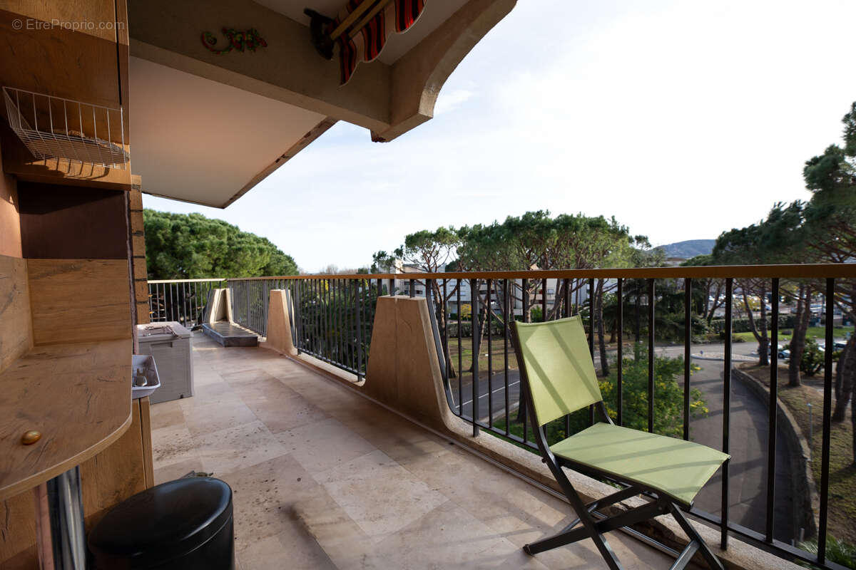 Appartement à MANDELIEU-LA-NAPOULE