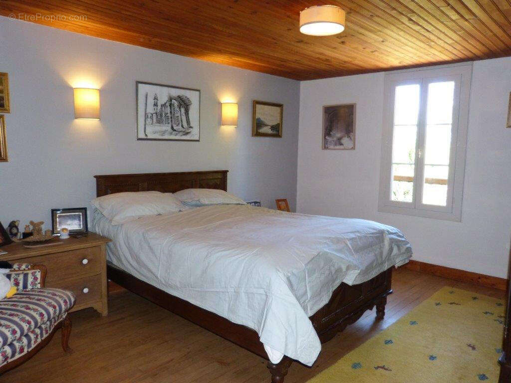 m chambre 3 - Maison à MONT-DE-MARRAST