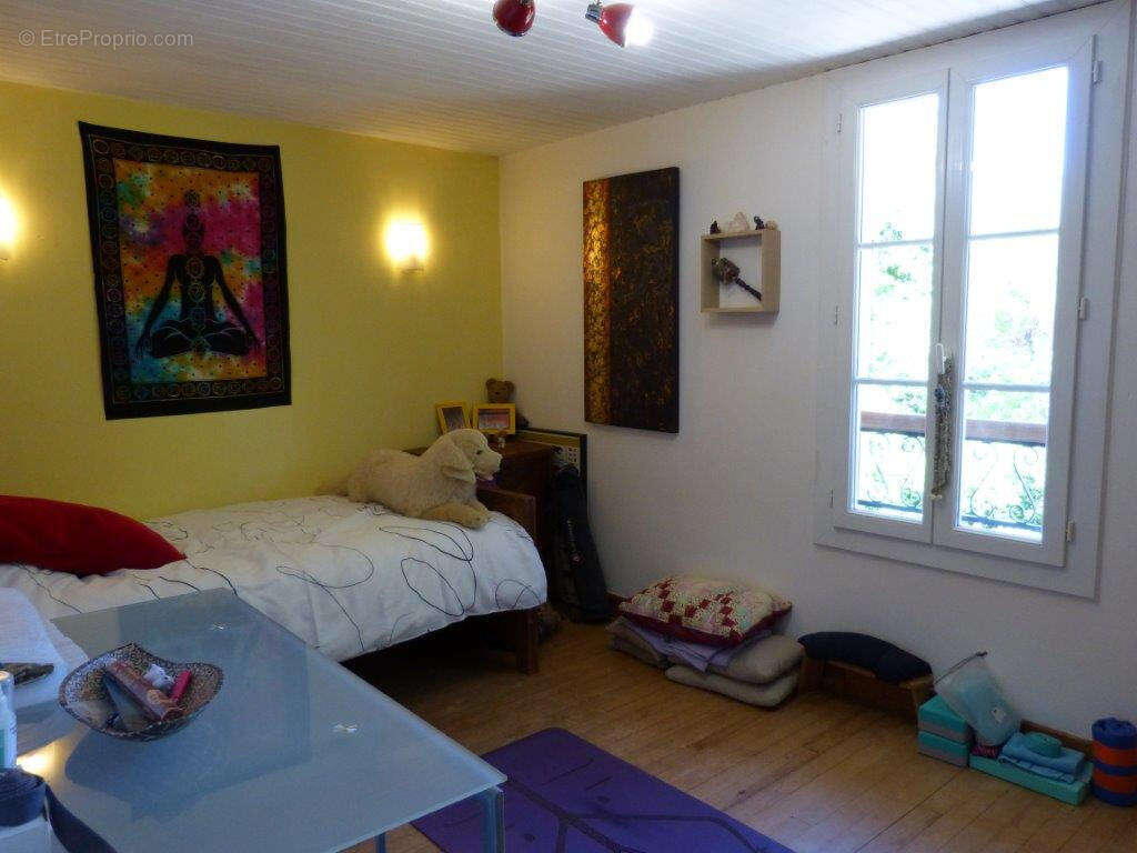 m chambre 4 - Maison à MONT-DE-MARRAST