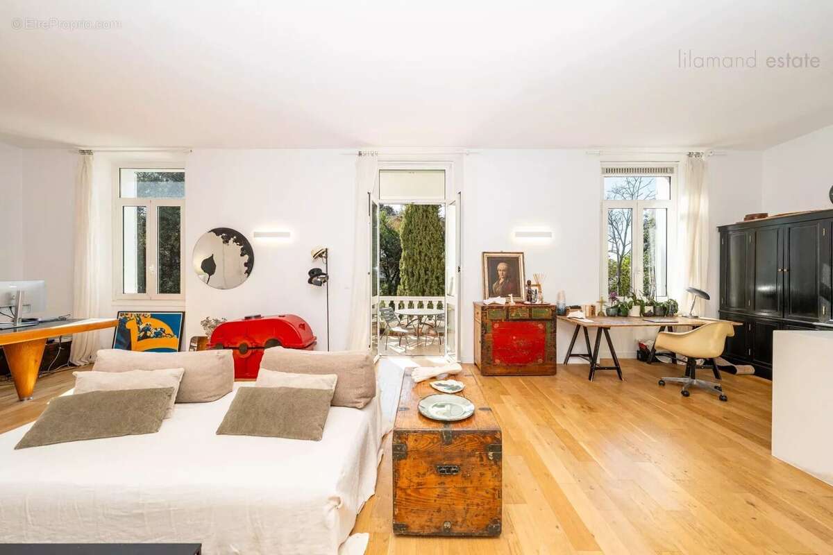 Appartement à LE CANNET