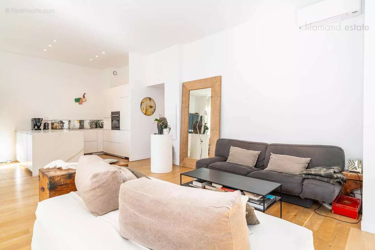 Appartement à LE CANNET