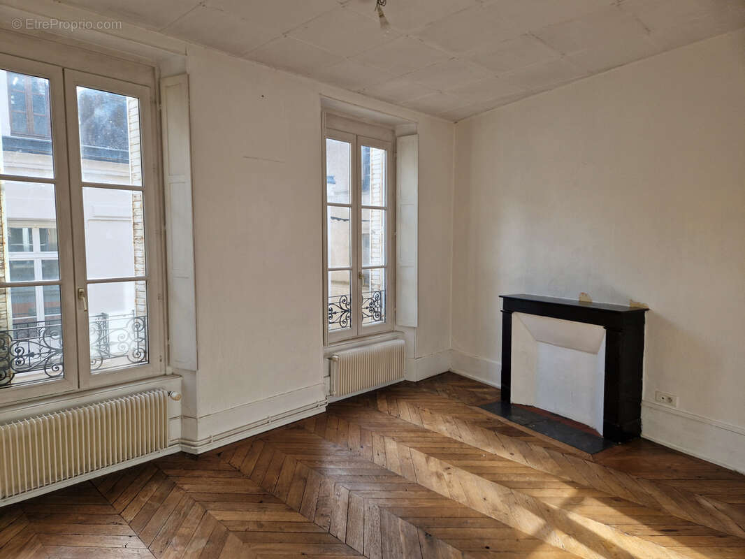 Appartement à AUTUN