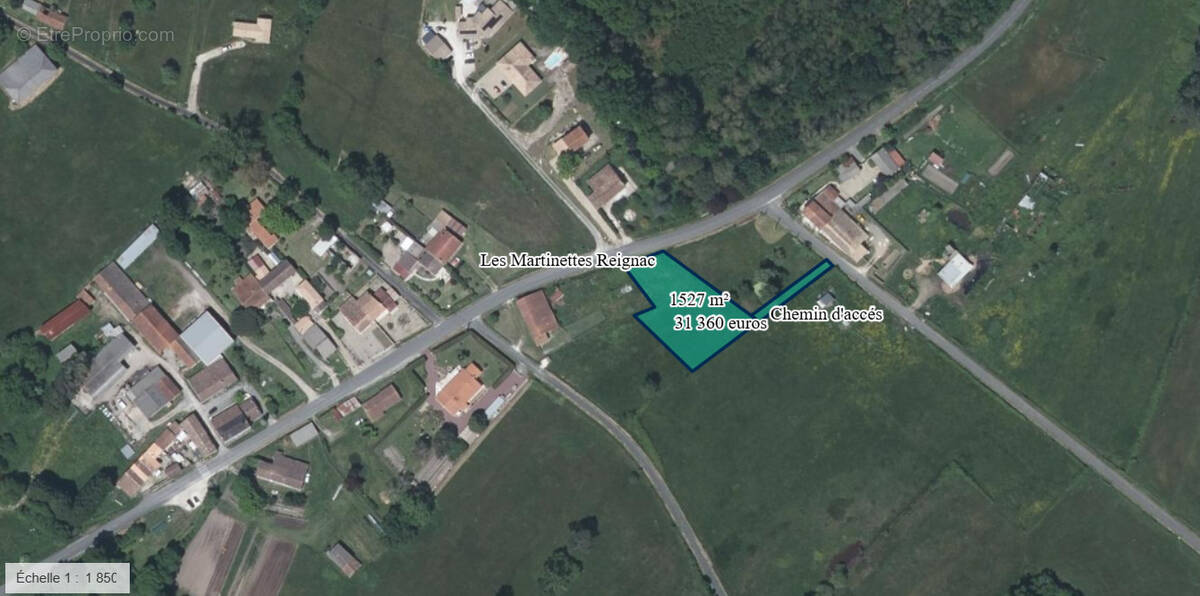 Terrain à REIGNAC