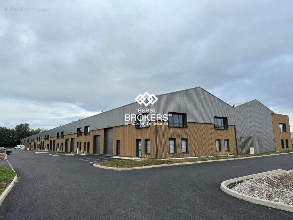 Commerce à BOURGOIN-JALLIEU