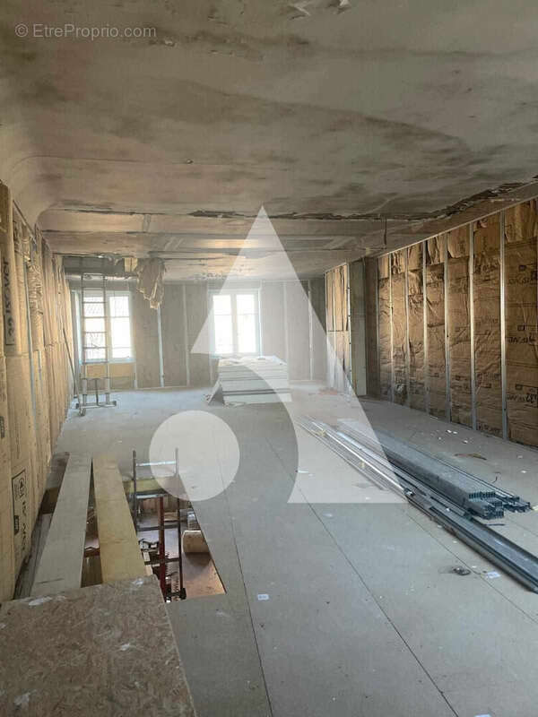 Maison à NEUFCHATEAU