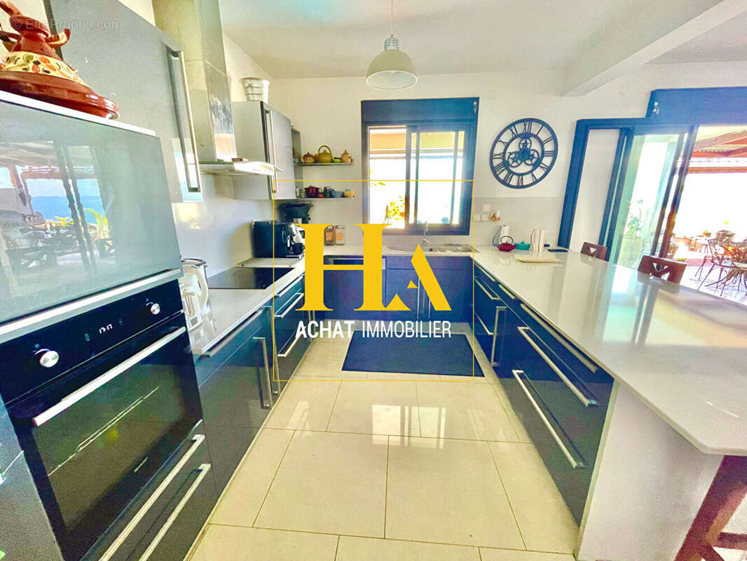 Maison à SAINT-PIERRE